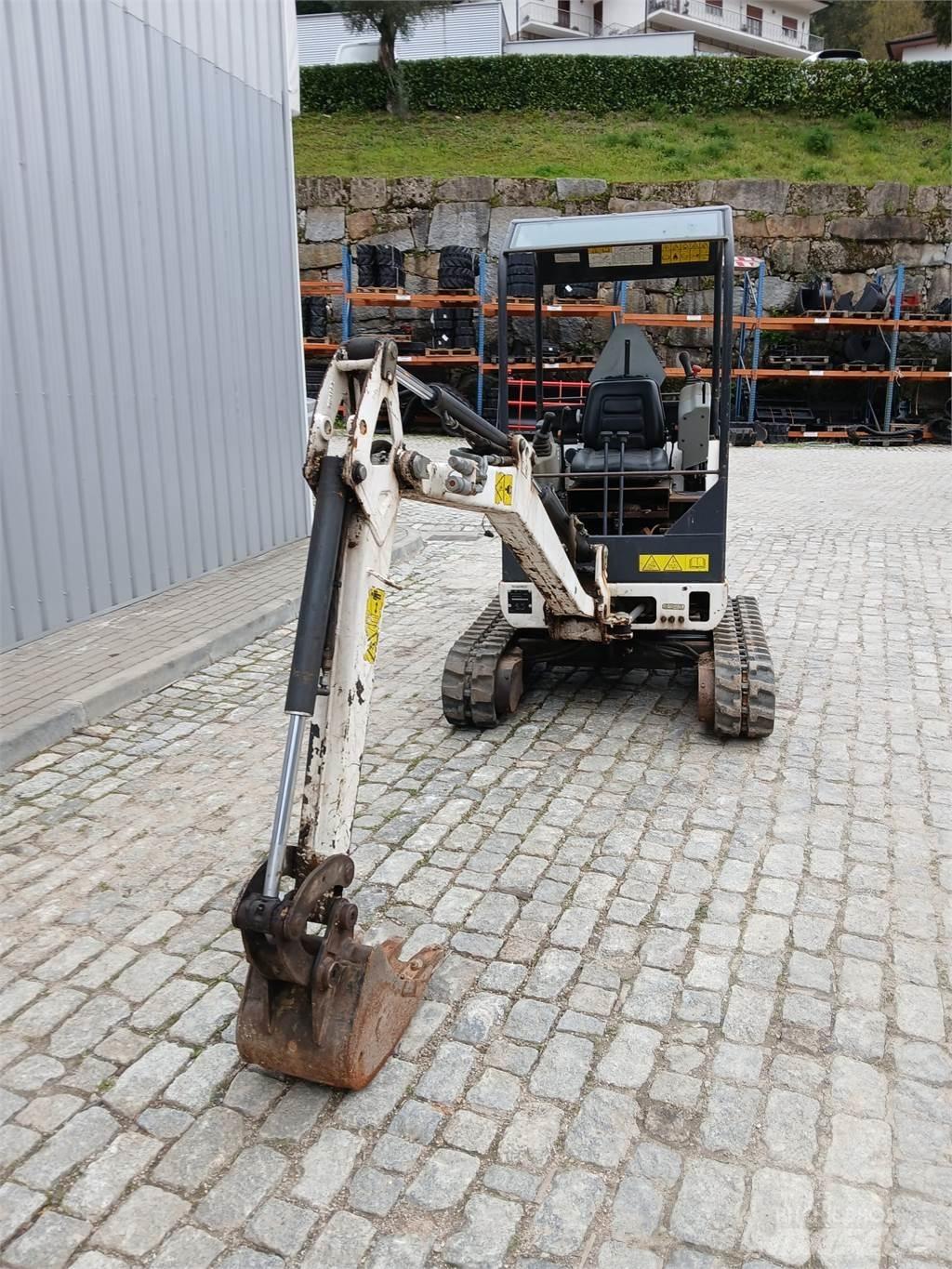 Bobcat 323 Mini excavators < 7t
