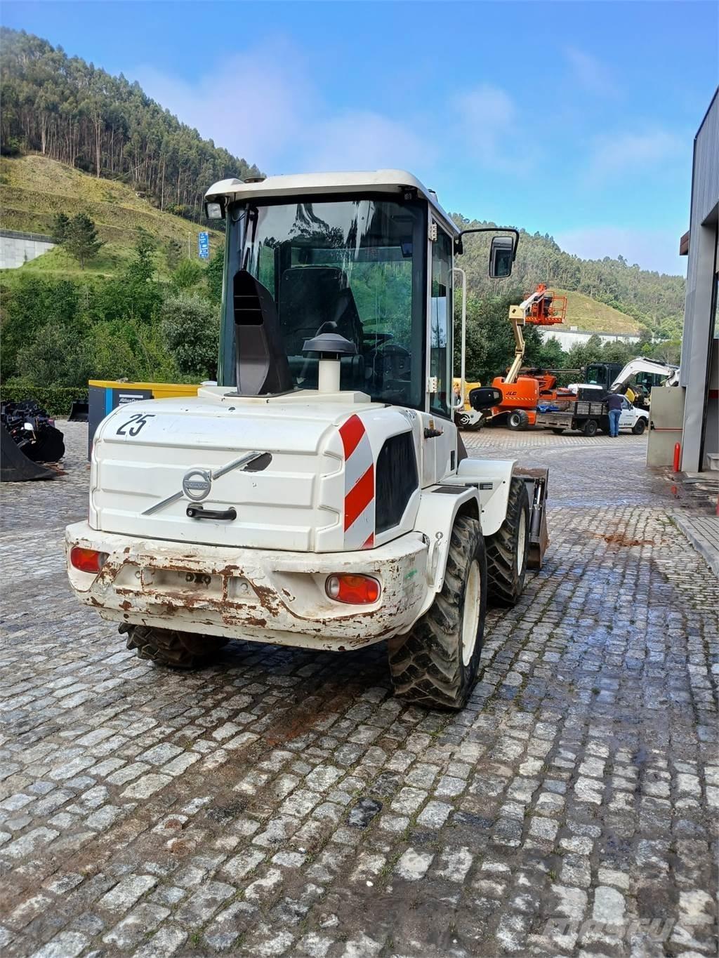 Volvo L30G Other