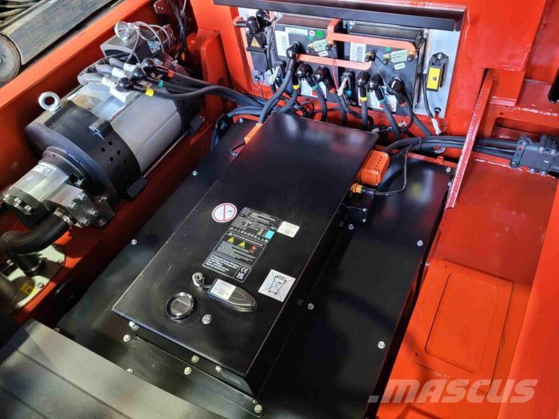 EP CPD50L1 560 HC Electric forklift trucks