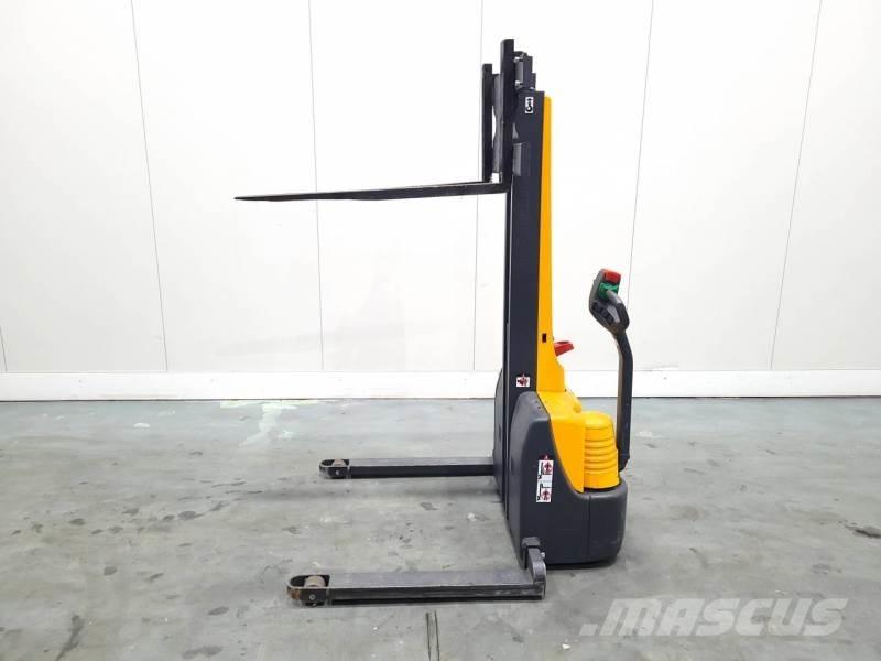 Jungheinrich EMC B10 Pedestrian stacker
