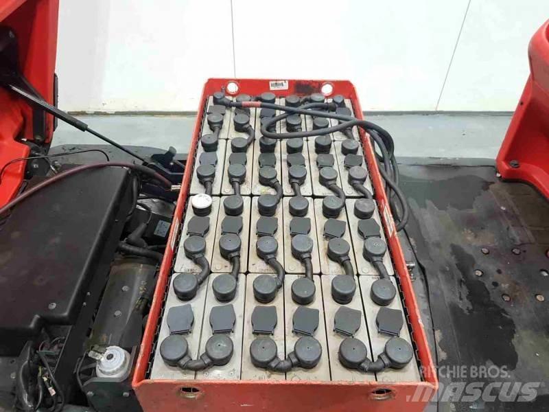 Linde P60Z Towing truck