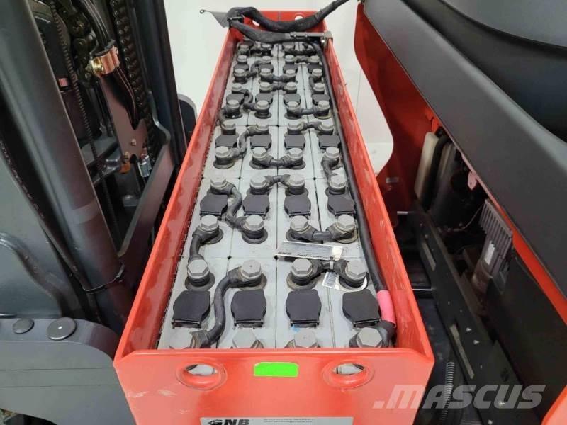 Linde R14B-01 Reach truck