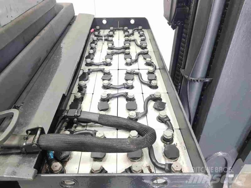 Linde R14HD-01 1120 Reach truck
