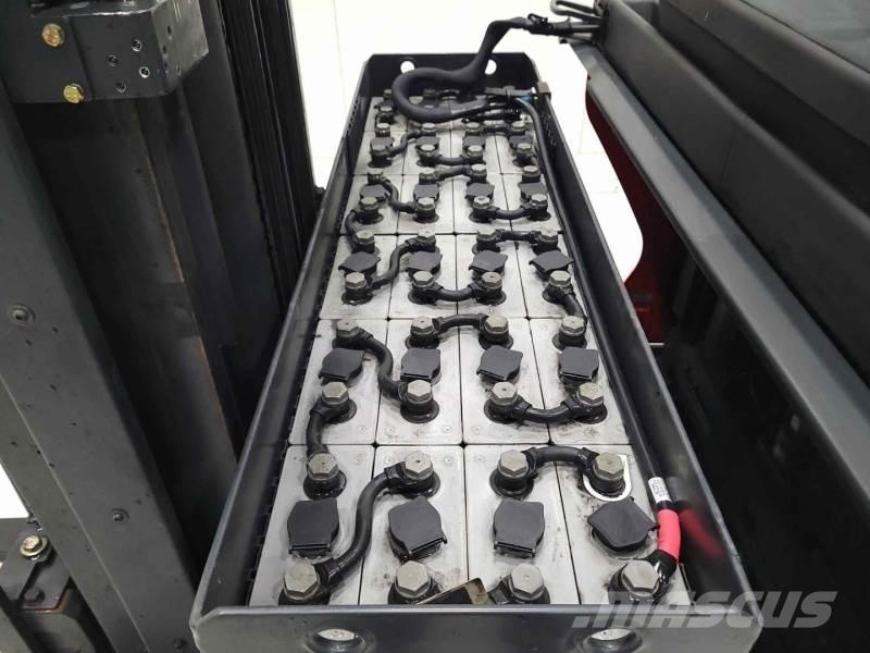 Linde R16-01 1120 Reach truck