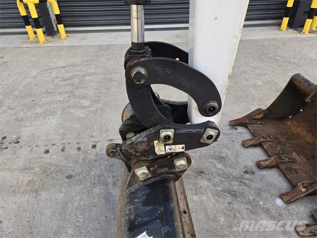 Bobcat E17 Mini excavators < 7t