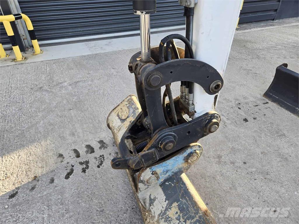 Bobcat E27 Mini excavators < 7t