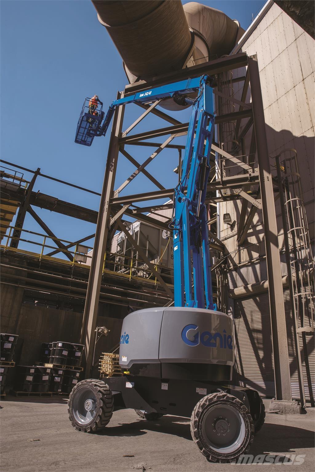 Genie Z-62/40 Articulated boom lifts