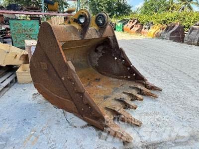 CAT 352 Crawler excavators