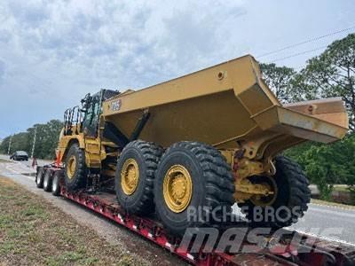 CAT 725 04A Articulated Haulers