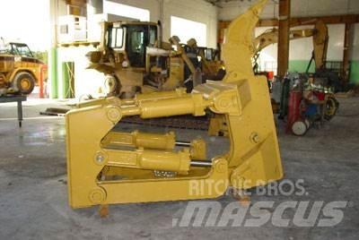 CAT D8T /D8R Ripper, S/S Other components