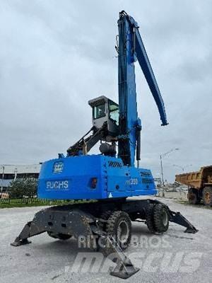 Fuchs MHL350D Waste / industry handlers