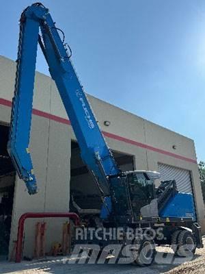 Fuchs MHL350F Waste / industry handlers