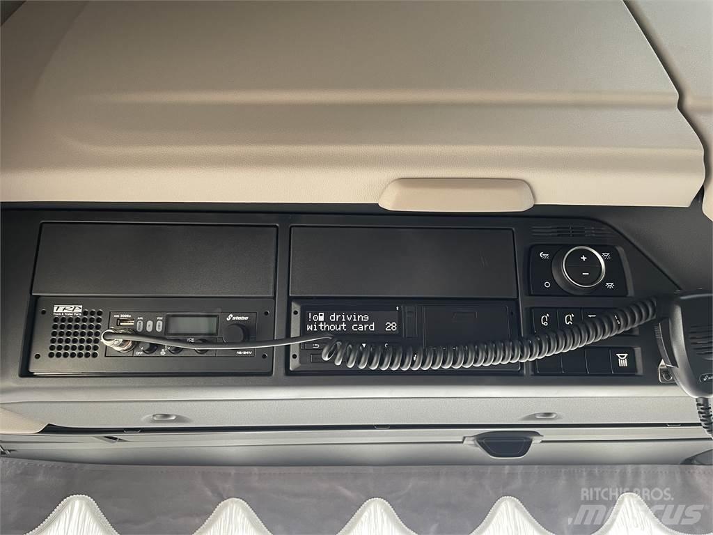 DAF XG 530 FTS Truck Tractor Units