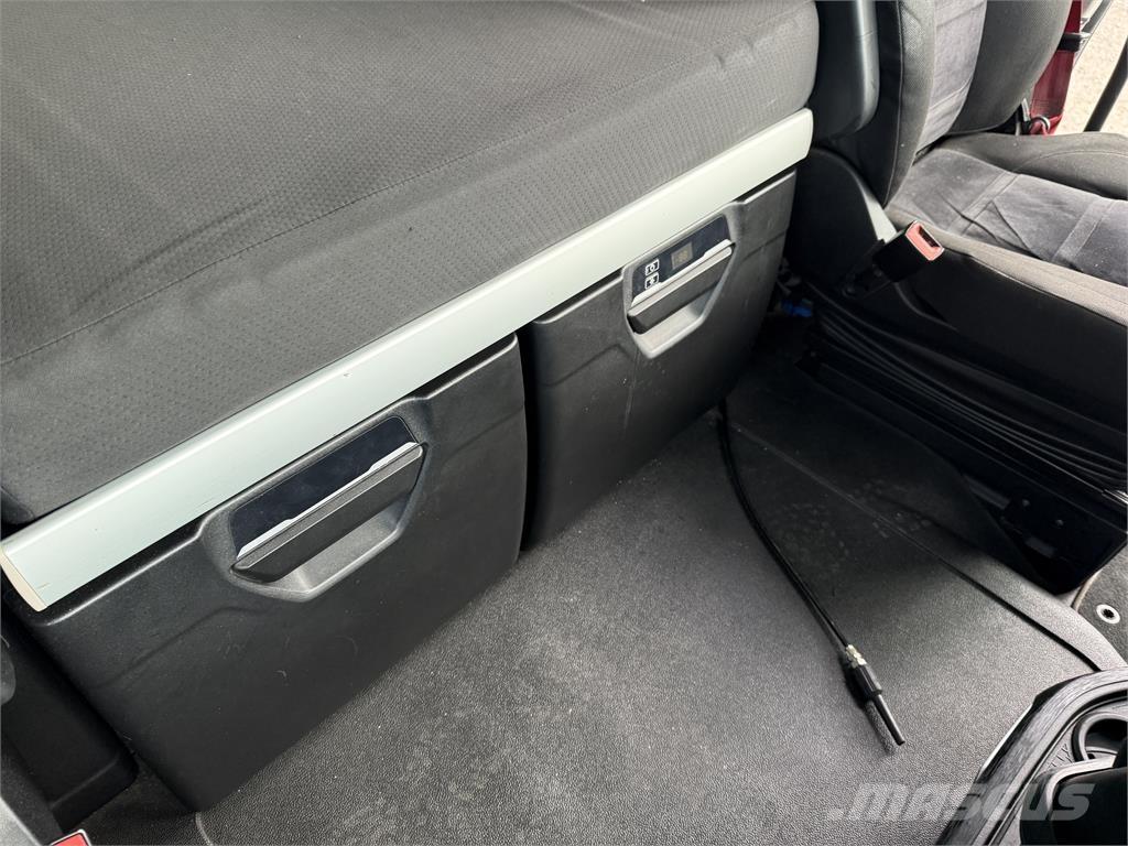 Iveco S-Way 480 Truck Tractor Units