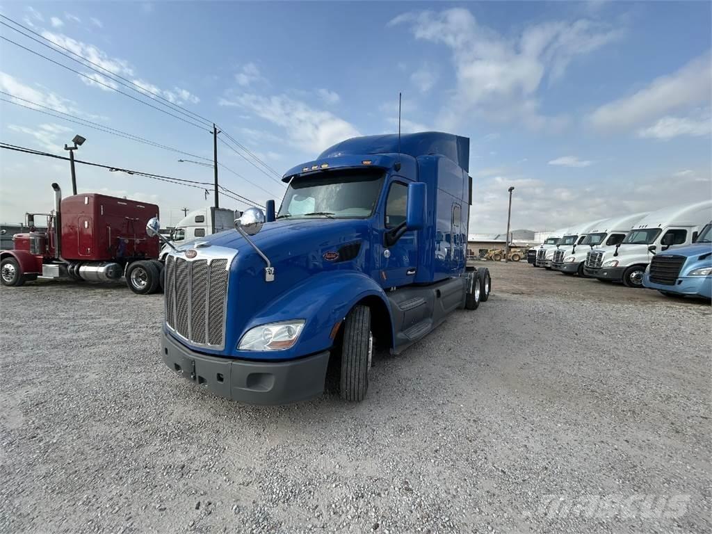 Peterbilt 579 Truck Tractor Units