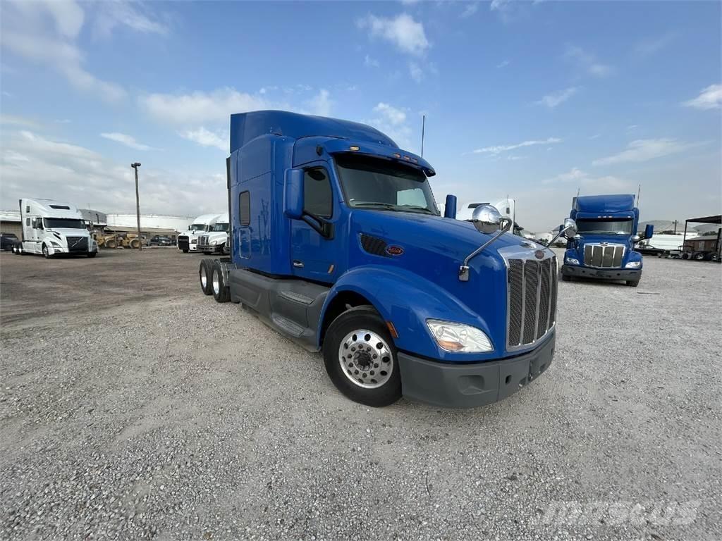 Peterbilt 579 Truck Tractor Units