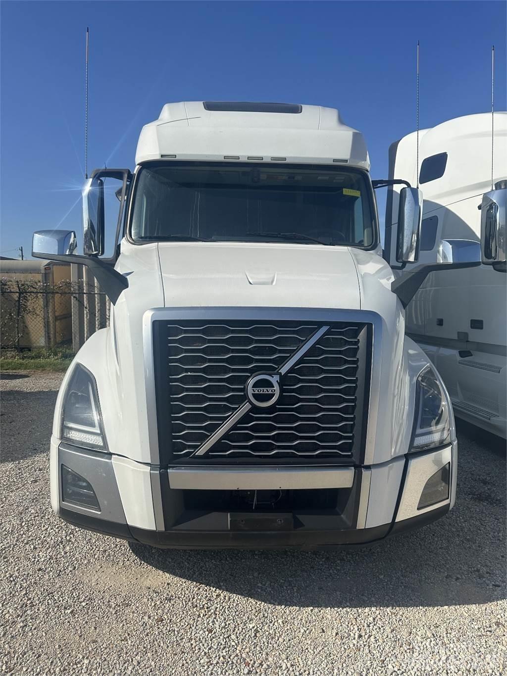 Volvo 760 Truck Tractor Units