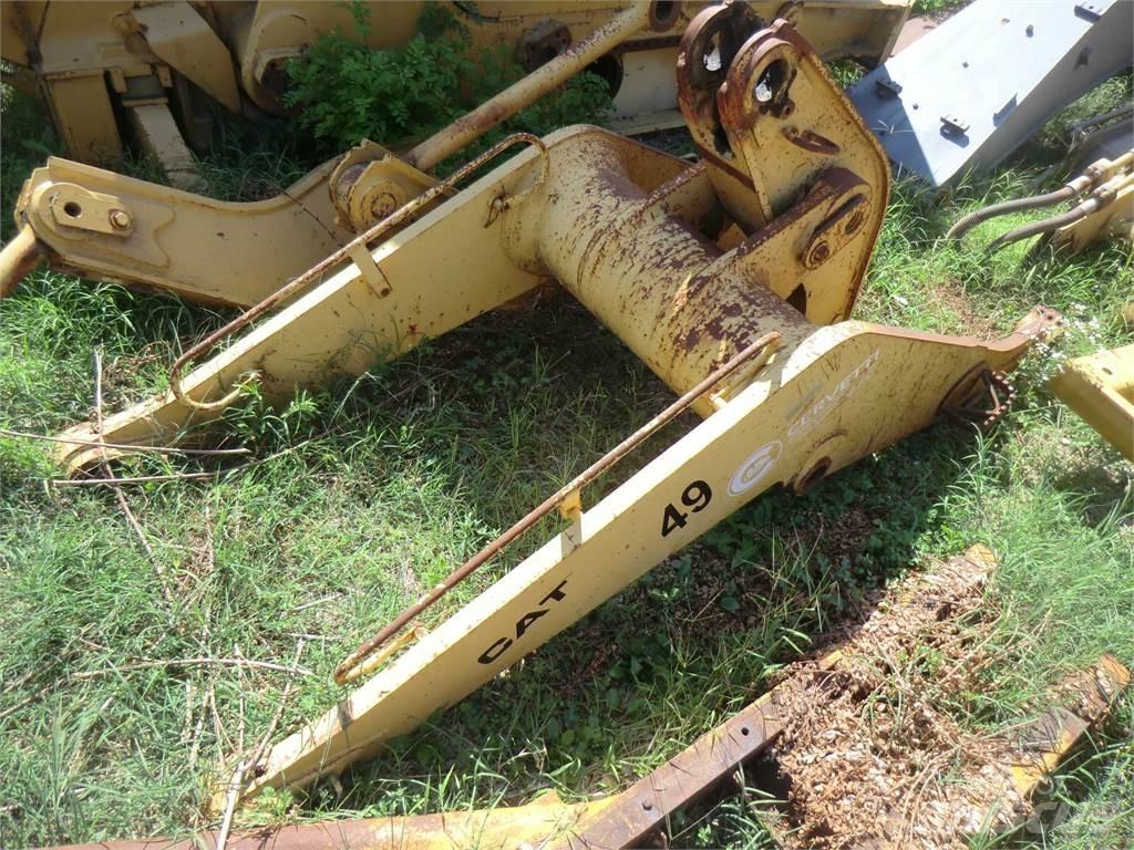 CAT 963 Chassis and suspension