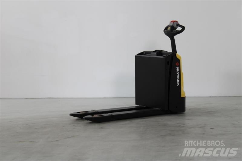 Hyster P1.6 Low lifter