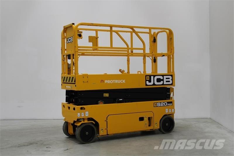 JCB S2032E Scissor lifts