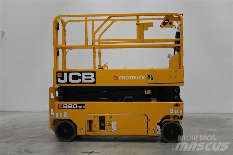 JCB S2032E Scissor lifts