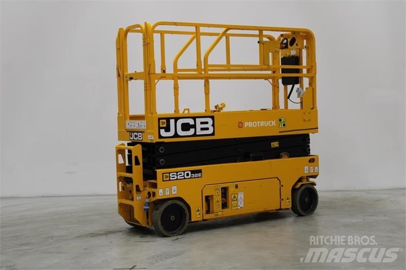 JCB S2032E Scissor lifts