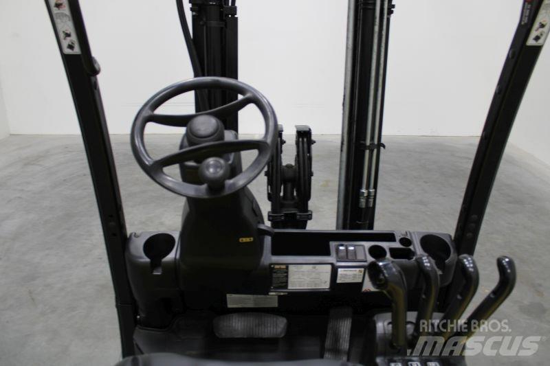 Yale ERP25VL Electric forklift trucks