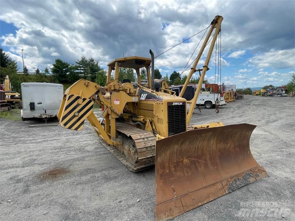 CAT D5G Pipelayer dozers