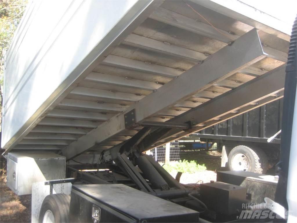  FE 145 Other trucks