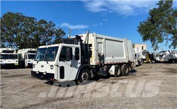 CCC LET2 Waste trucks