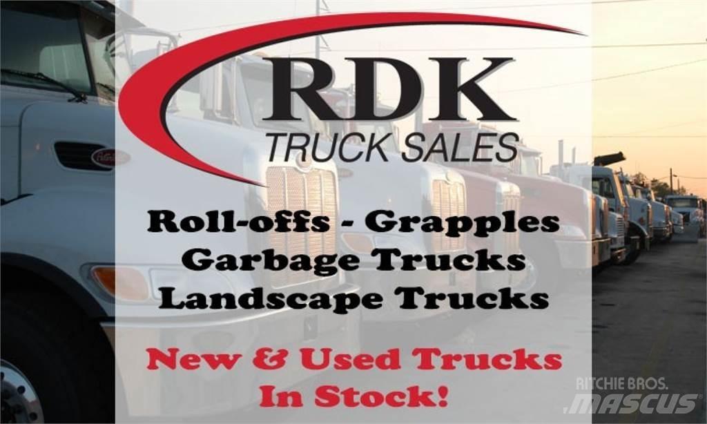 Mack Granite Demountable trucks