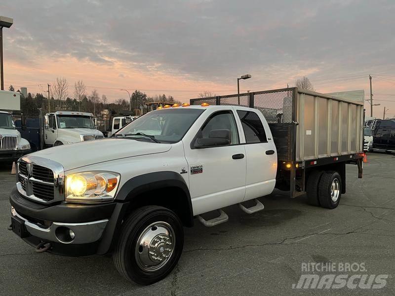Dodge Ram 5500 Flatbed/Dropside trucks