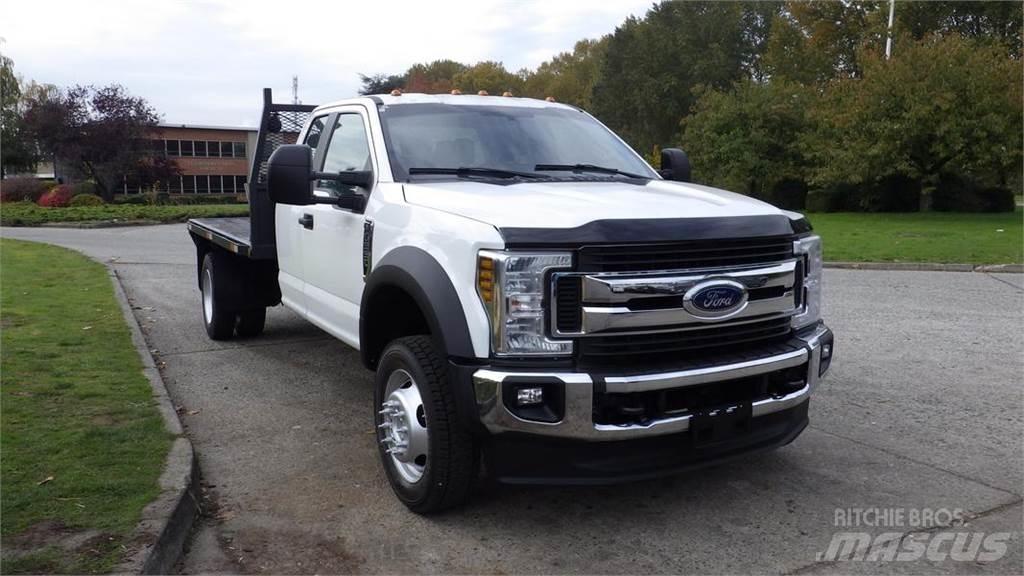 Ford F-550 Flatbed/Dropside trucks