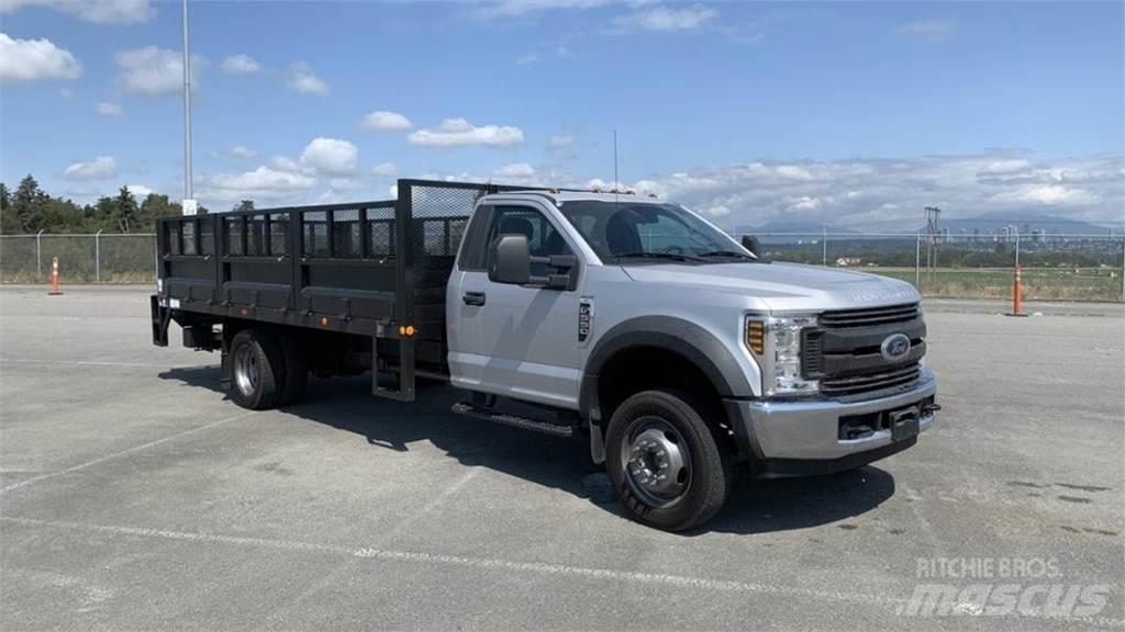 Ford F-550 Flatbed/Dropside trucks