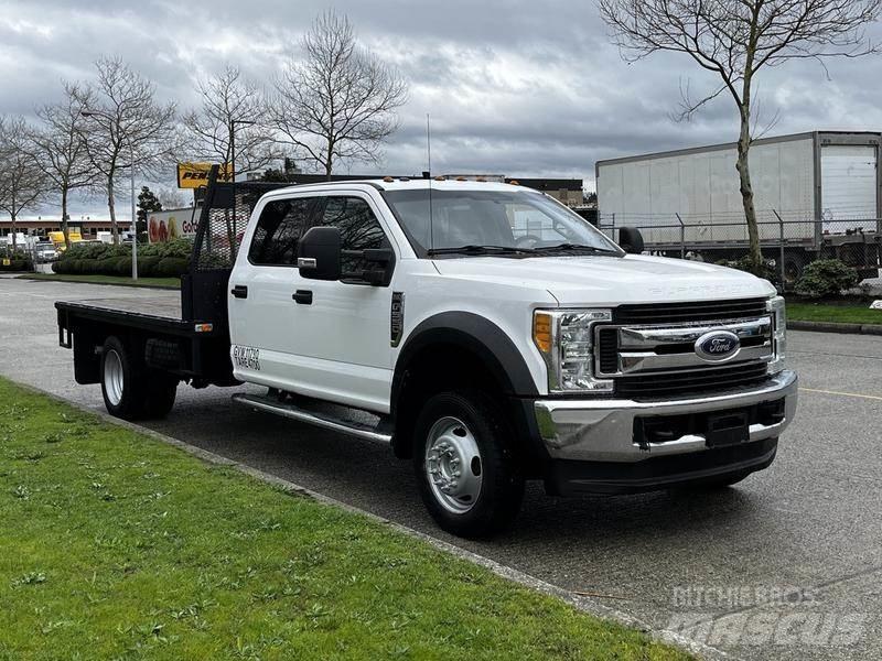 Ford F-550 Flatbed/Dropside trucks