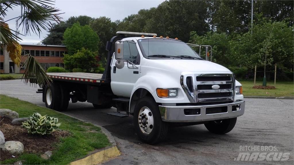 Ford F-750 Flatbed/Dropside trucks