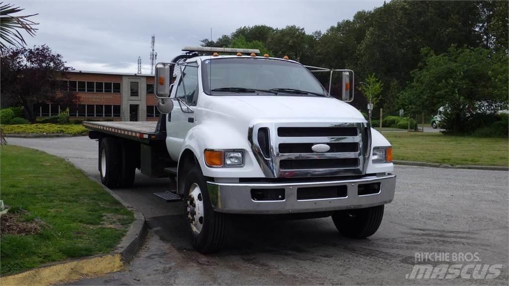 Ford F-750 Flatbed/Dropside trucks