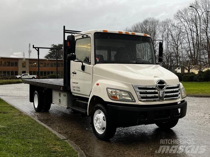 Hino 155 Flatbed/Dropside trucks