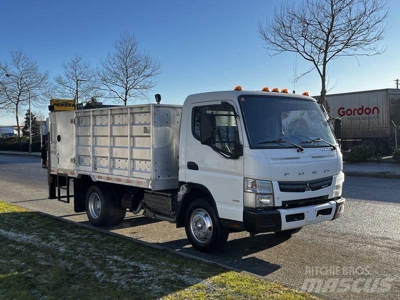 Mitsubishi Fuso FE Flatbed/Dropside trucks