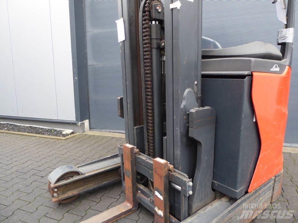 Linde R14B-01 Reach truck
