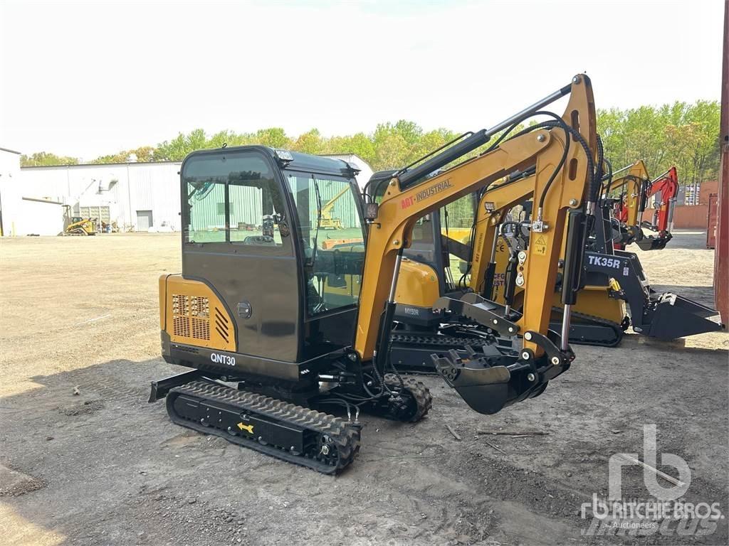 AGT QNT30 Mini excavators < 7t