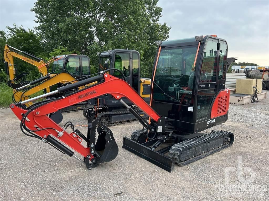 AGT QNT50R Mini excavators < 7t