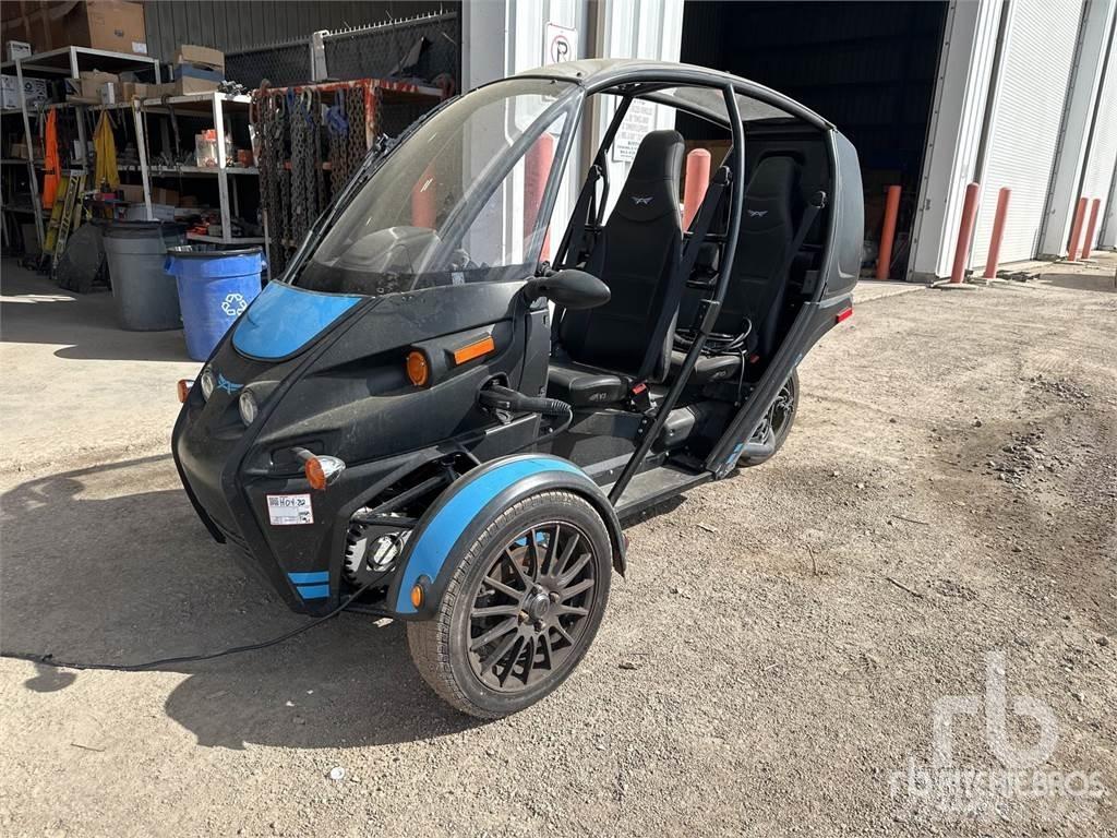  ARCIMOTO EV3 Cars
