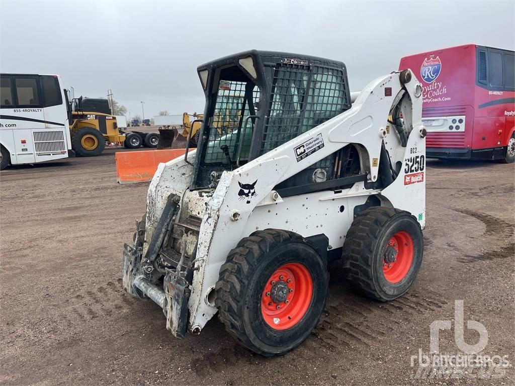 Bobcat S250 Skid steer loaders