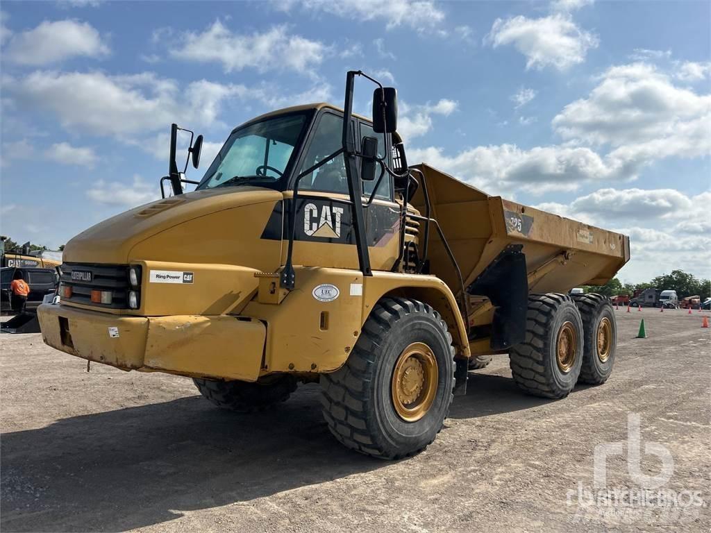 CAT 725 Articulated Haulers