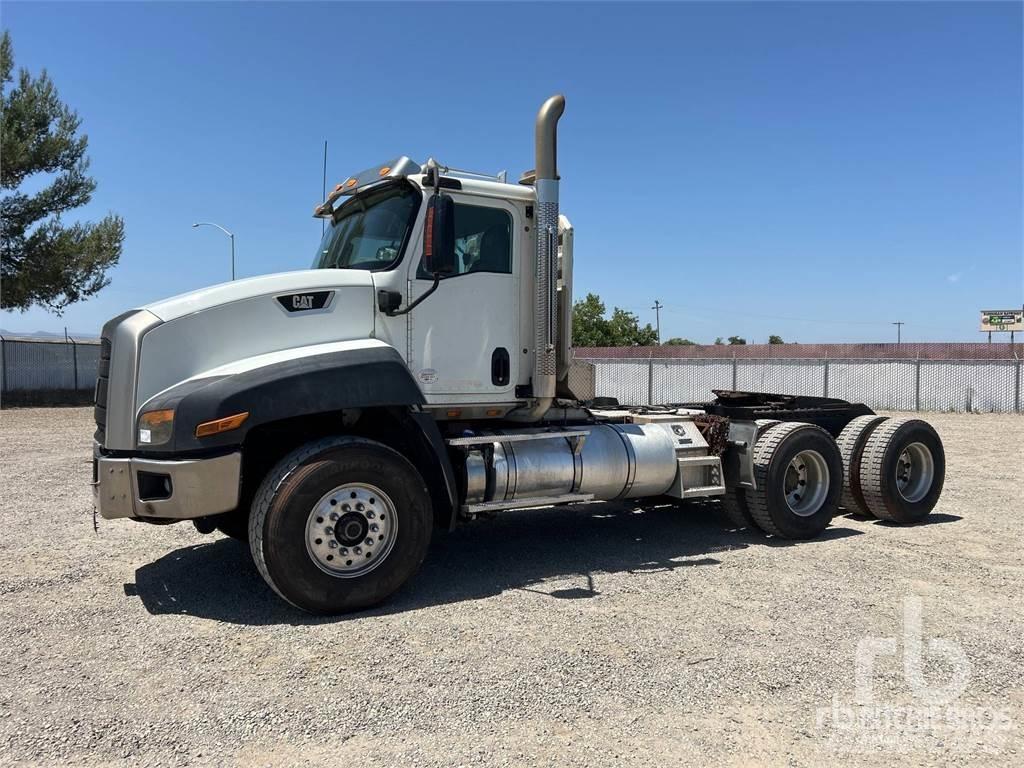 CAT CT660 Truck Tractor Units