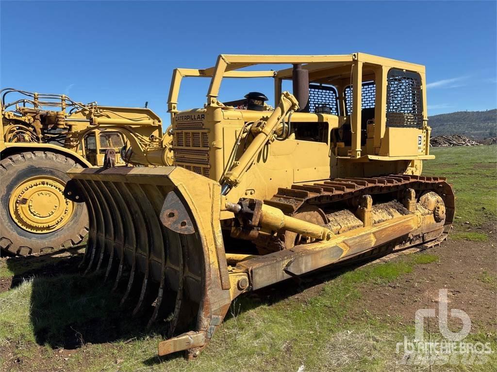 CAT D8H Crawler dozers