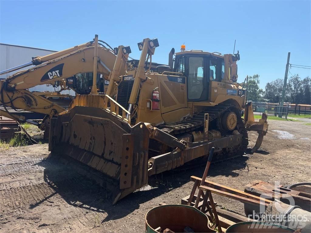 CAT D8T Crawler dozers