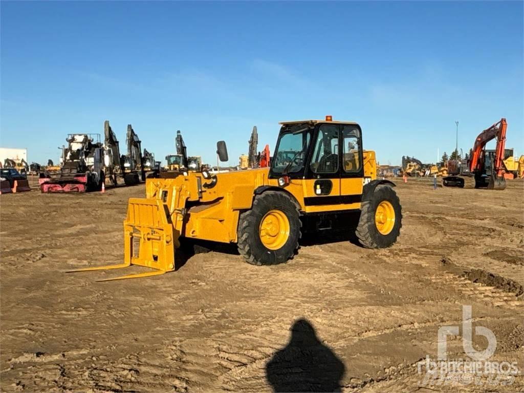 CAT TH83 Telescopic handlers