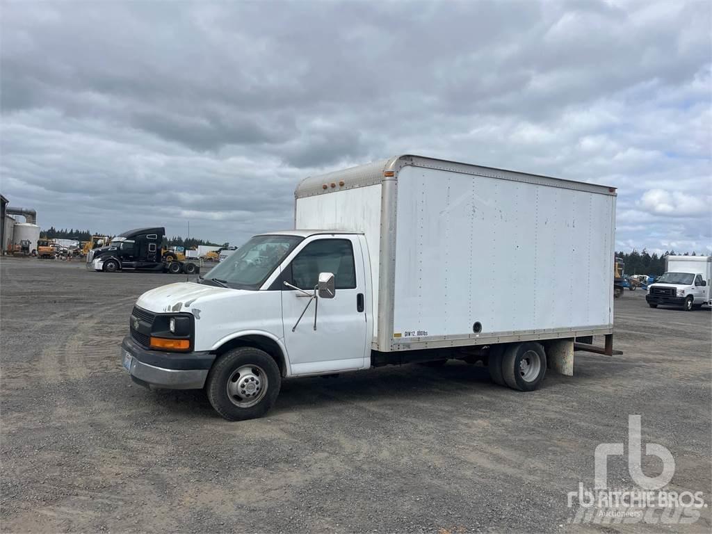 Chevrolet 3500 Panel vans